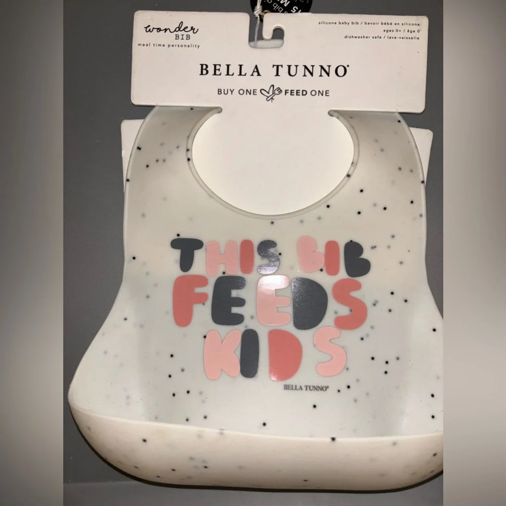 NWT Silicone Baby Bib Bella Tunno